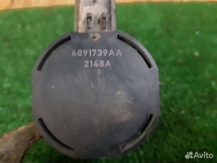 Клапан электромагнитный Chrysler 4891739AA