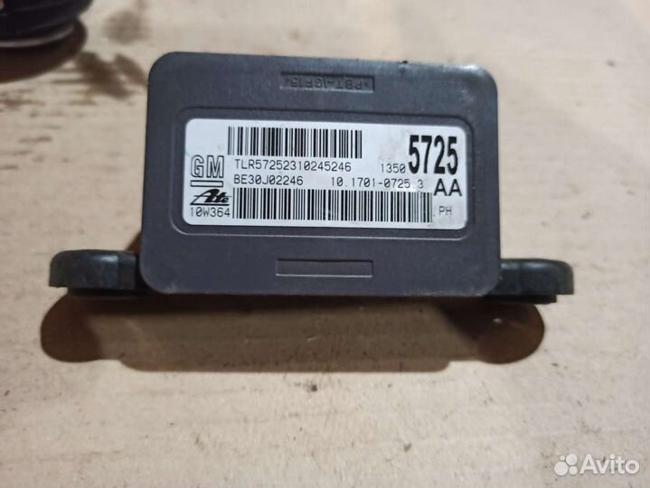 Датчик курсовой устойчивости Шевроле Круз