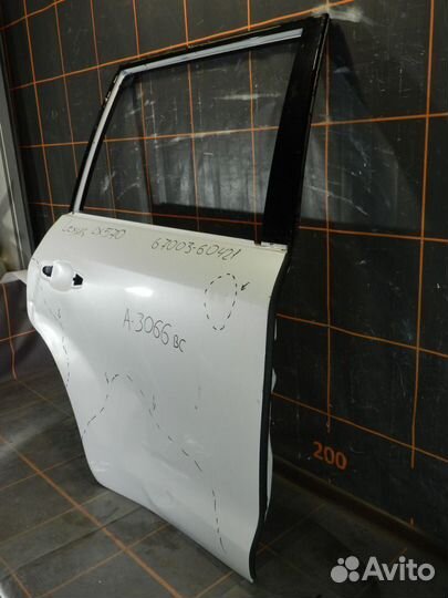 Дверь задняя правая - Lexus LX 3