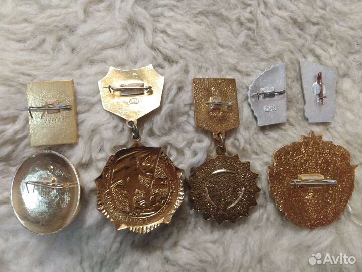 СССР Значки. Серии 