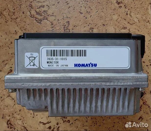 7835-31-1015 монитор komatsu PC200-8