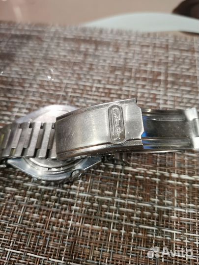 Часы слава кварц СССР