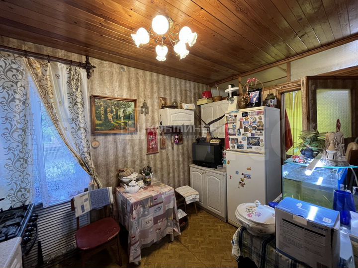 2-к. квартира, 41 м², 1/3 эт.