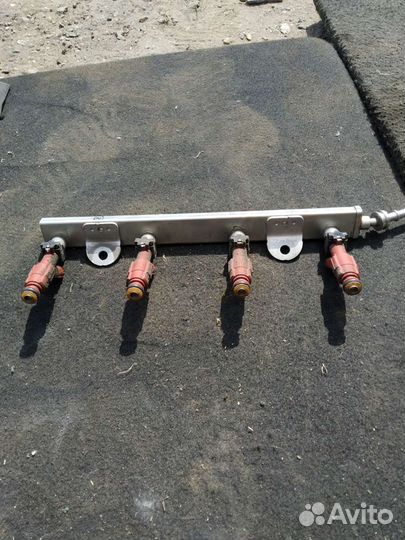 Топливная Рампа с форсунками Hyundai Sonata 2019 г