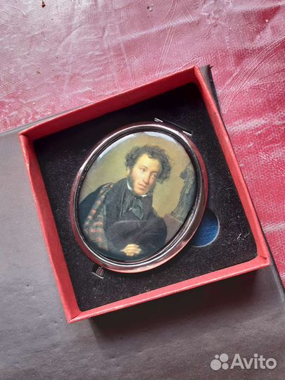 Украшения из ссср,винтаж