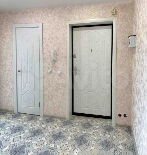 3-к. квартира, 97 м², 2/9 эт.