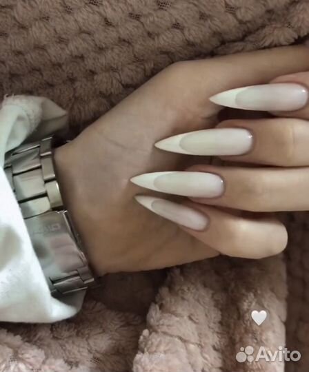 Наращивание ногтей на дому