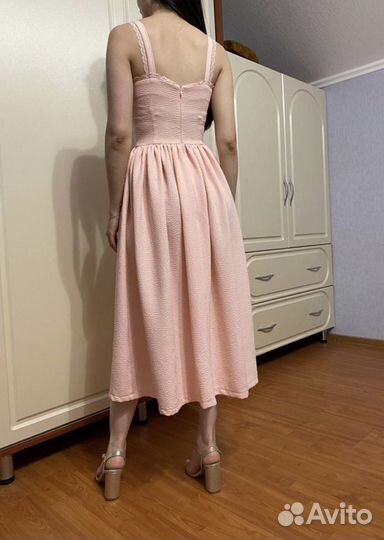 Платье вечернее