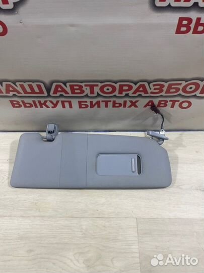 Козырек солнцезащитный правый Bmw 1 хэтчбек 2008