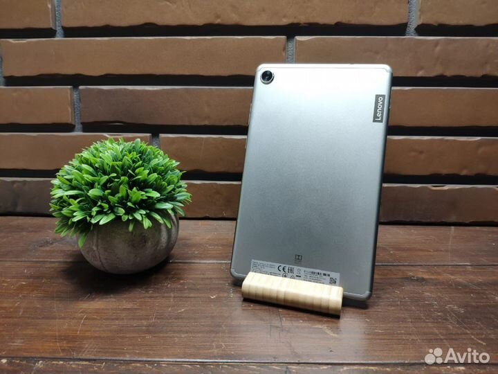 Lenovo Tab M8 2/32gb LTE