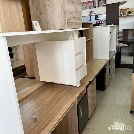 Компьютерные письменные столы