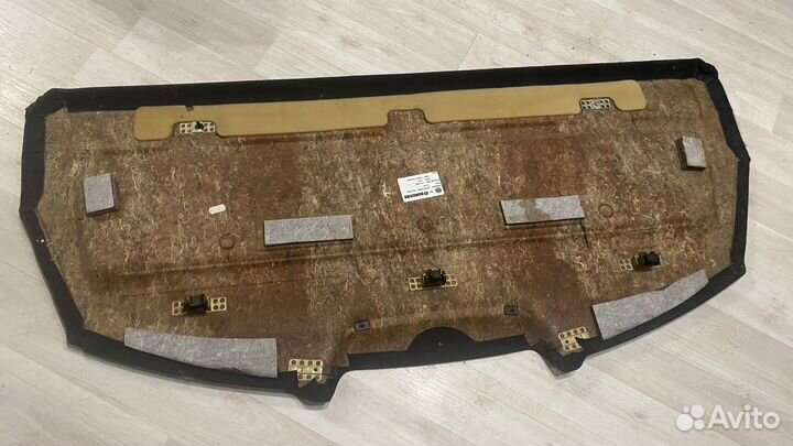 Задняя полка VW Passat b5 седан