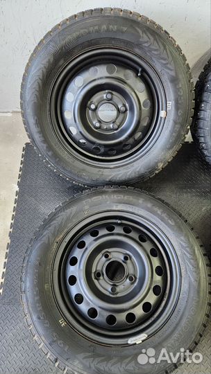 R15 Nokian Колёса 5на114.3 Dia67.1