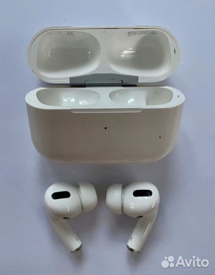 AirPods Pro наушники б/у