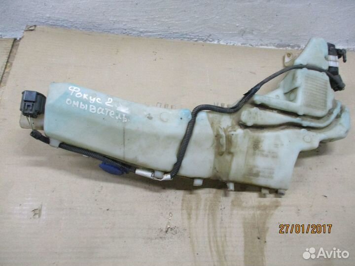 Бачок омывателя лобового стекла Форд Фокус 2 2008