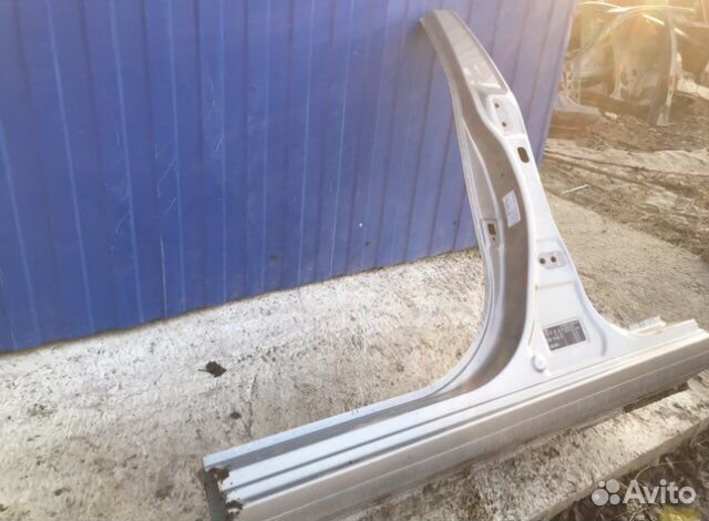 Порог левый Кия Сид 1 рестайлинг хэтчбэк 2011