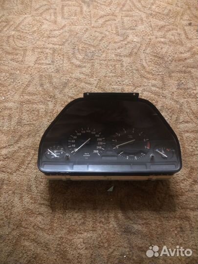 Приборная панель бмв е 32