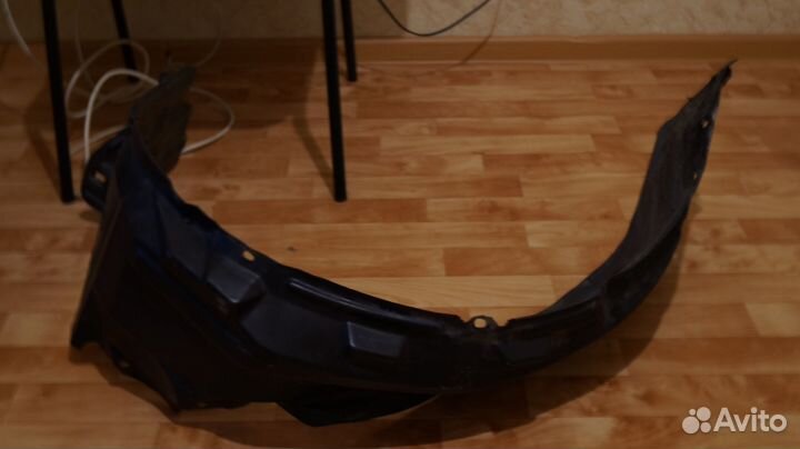 Фонарь задний Toyota Avensis