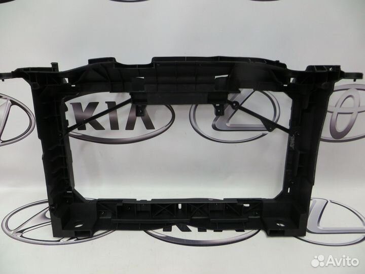 Панель передняя рамка радиатора Mazda 6 GH