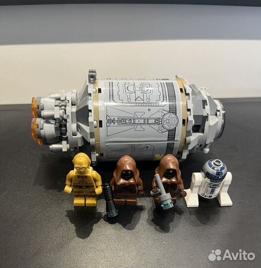 Lego Star Wars Спасательная капсула дроидов 75136