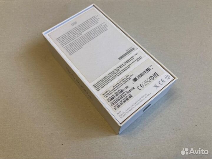 Коробки от iPhone (см. описание)