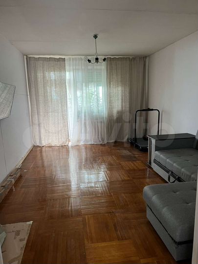 3-к. квартира, 70 м², 5/5 эт.