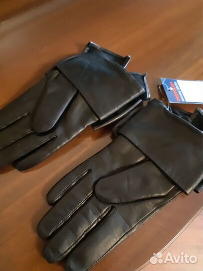 Перчатки женские кожаные новые