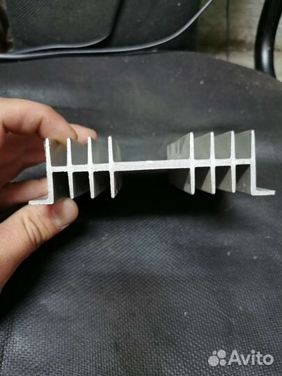 Продам радиаторы для транзисторов