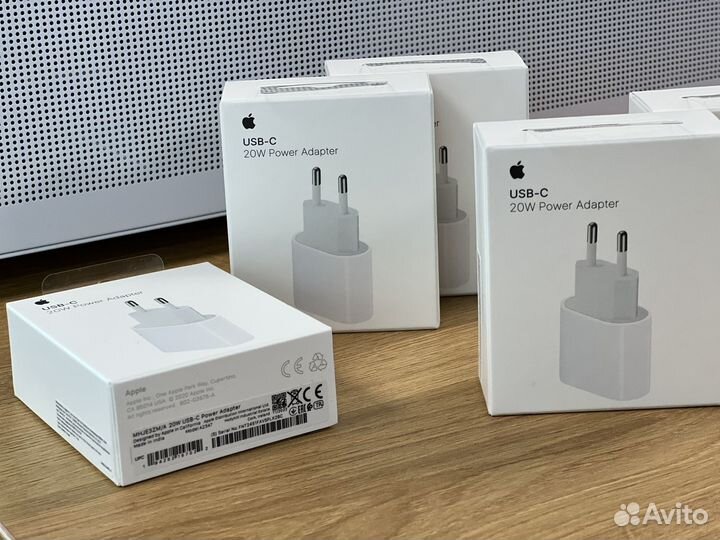 Адаптер питания Apple 20W оригинал