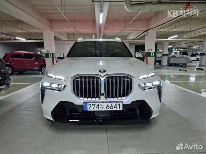 BMW X7 3.0 AT, 2024, 9 450 км