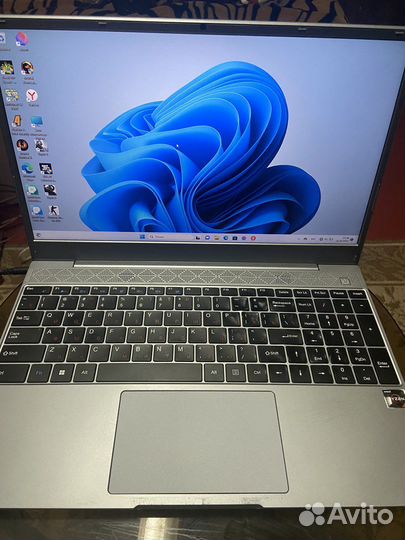 Ноутбук Райзен 5 3500u 8 потоков ssd 512, ozy 8gb