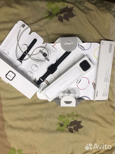 Часы apple Watch 4 44 mm