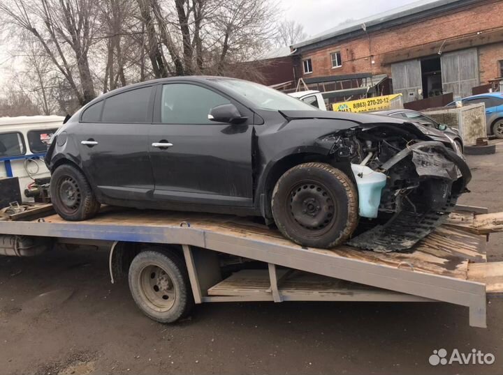 Автомобиль в разборе Renault fluence разбор