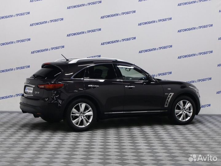 Infiniti QX70 3.0 AT, 2016, 116 175 км