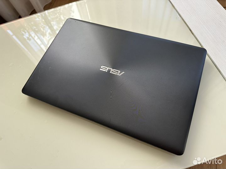 Core i7. 8GB. Видео 2GB. New Акб