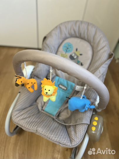 Шезлонг детский