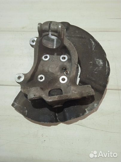 Кулак поворотный передний левый Bmw 5 Е60 2 2007