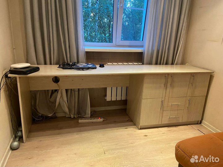 Компьютерный стол