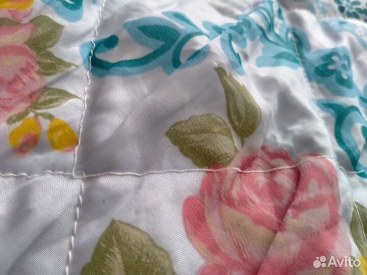Покрывало и наволочки на кровать