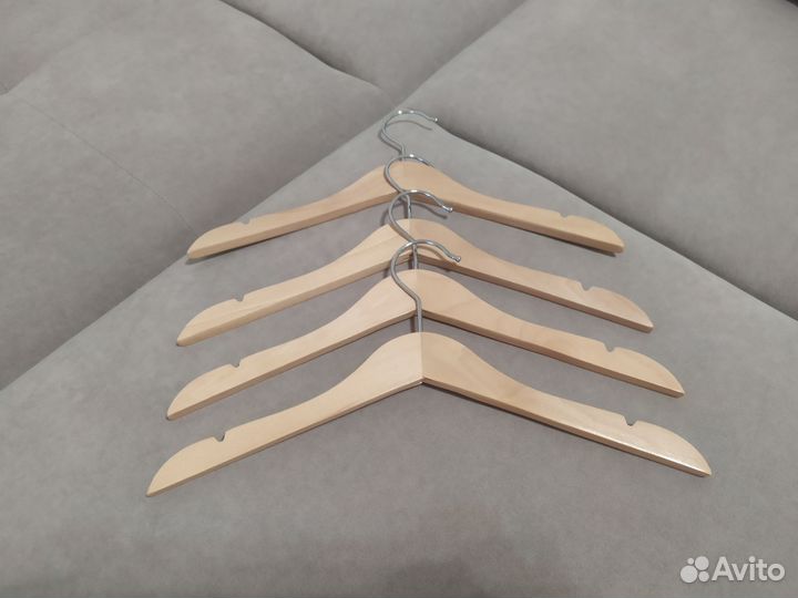 Вешалки плечики IKEA детские деревянные