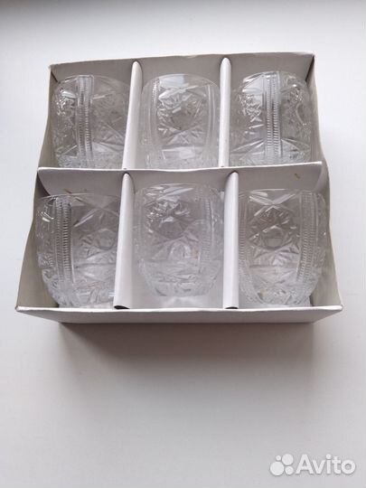 Набор хрустальных стаканов