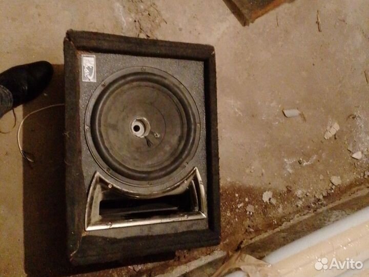 Продам сабвуфер