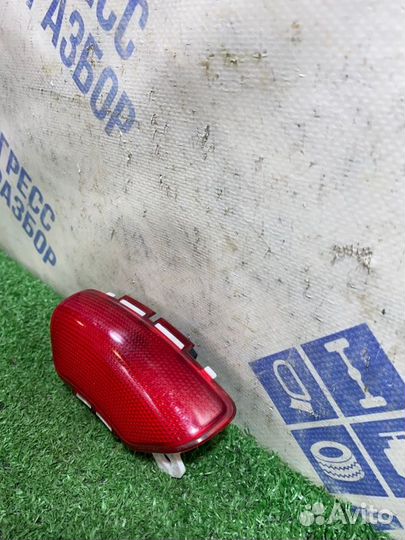 Фонарь подсветки двери передний левый Kia Optima