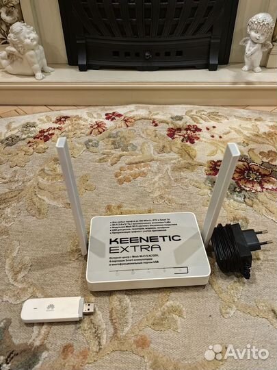 Продаю wifi роутер keenetic extra и Huawei E3372