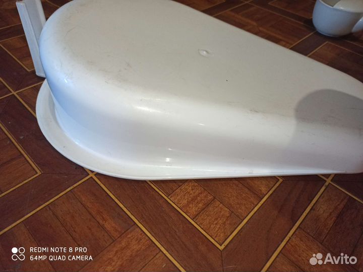 Судно медицинское и поилка