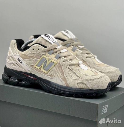 Кроссовки New balance 1906d бежевые