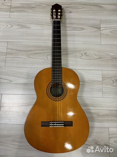 Гитара yamaha c40