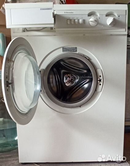 Стиральная машинка бу Electrolux