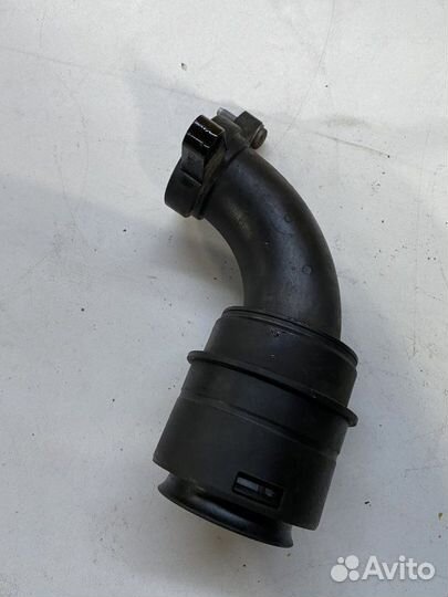 Патрубок впускной системы Skoda Fabia хэтчбек 1.2