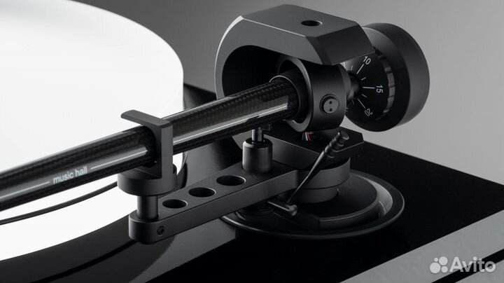 Music Hall MMF-11.3 Piano Black (без картриджа)